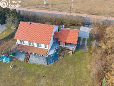 Prodej rodinného domu Píšťany č. 14