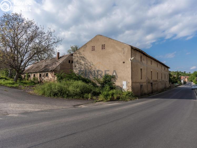 Prodej rodinného domu Děčany č. 1