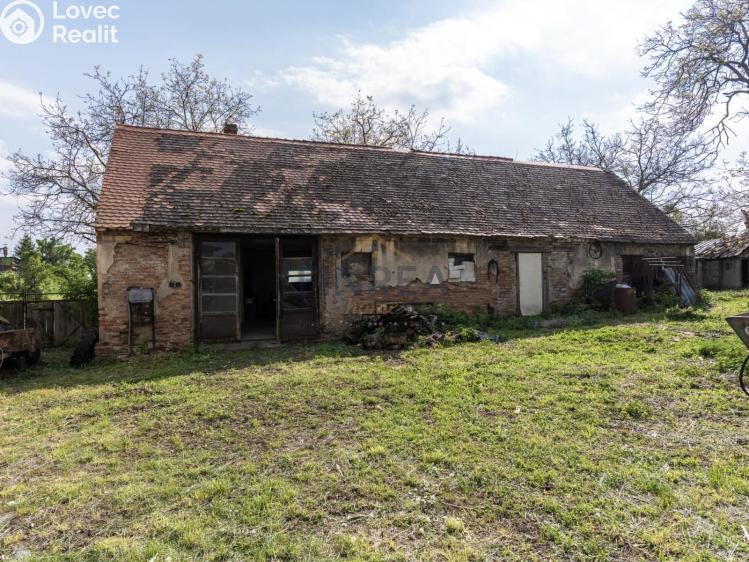 Prodej rodinného domu Děčany č. 2
