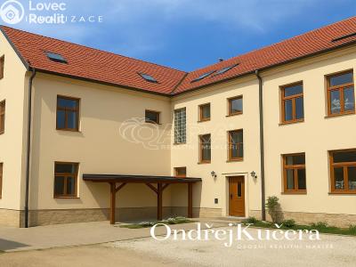 Prodej činžovního domu Nová Bystřice, Vídeňská 383 č. 32