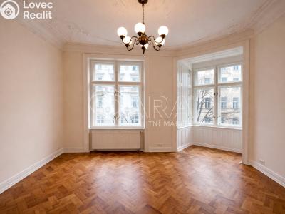 Аренда квартиры 4+1 Praha, Pařížská č. 6