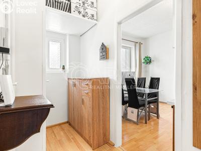 Продажа квартиры 1+1 Praha, Evropská č. 8