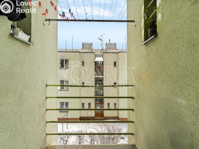 Продажа квартиры 1+1 Praha, Evropská č. 13