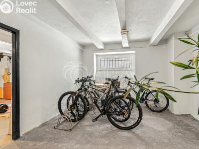 Продажа квартиры 1+1 Praha, Evropská č. 14