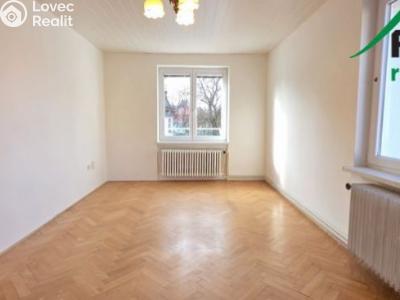 Prodej bytu 3+1 Konstantinovy Lázně, Zahradní č. 1