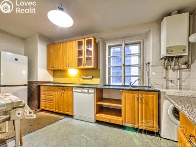 Prodej bytu 4+1 Praha, Malostranské náměstí č. 19