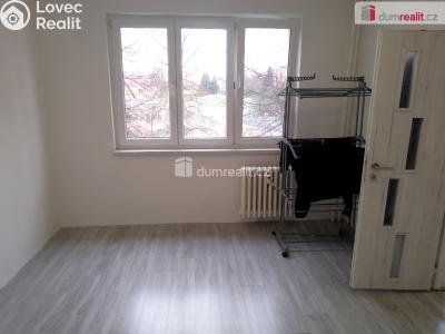 Rent apartment 2+1 Chodov, Revoluční č. 46