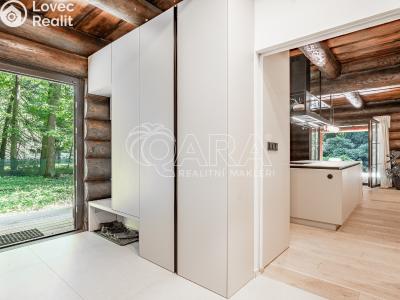 Продаж сімейного будинку Hradištko, Kersko 847 č. 16
