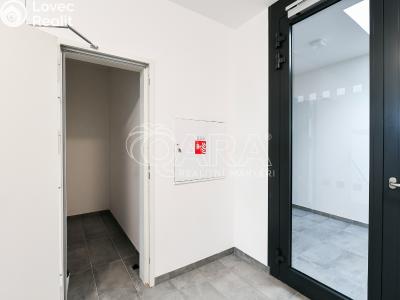 Pronájem bytu 2+KK Praha, Karla Guta č. 15