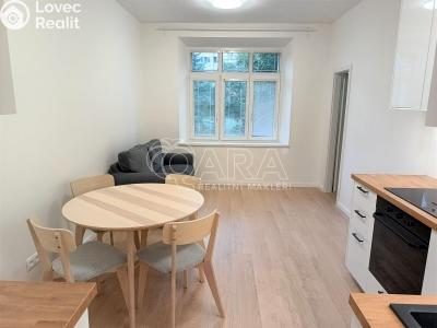 Pronájem bytu 2+KK Praha, Na Pankráci č. 3