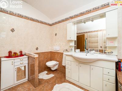 Sale family house Všetaty, Mělnická č. 22