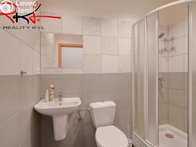 Rent office space Roudnice nad Labem, Husovo náměstí č. 10