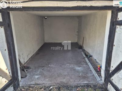 Sale garage Aš, Wolkerova č. 3