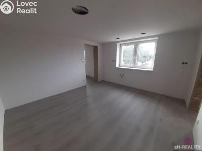 Sale family house Těšetice č. 11