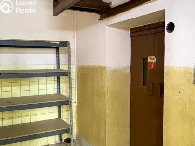 Prodej obchodního prostoru Sušice, náměstí Svobody 143 č. 27