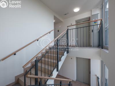Prodej bytu 2+KK Praha, Tupolevova 506 č. 19