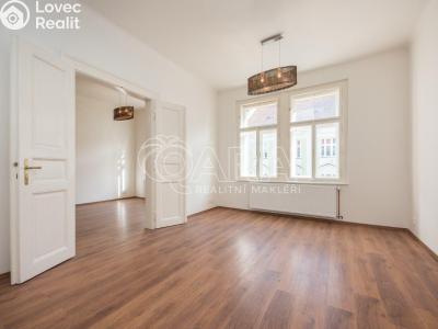 Rent apartment 2+KK Praha, Chvalova č. 1