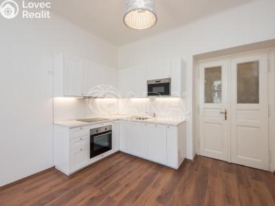 Rent apartment 2+KK Praha, Chvalova č. 3