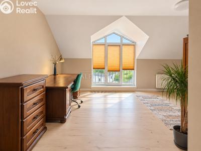 Sale apartment 4+KK Chodov, Bezručova č. 26