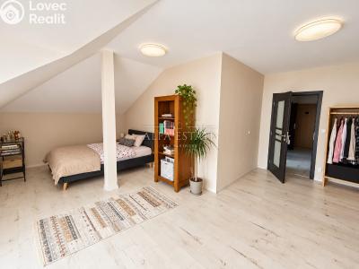 Sale apartment 4+KK Chodov, Bezručova č. 27