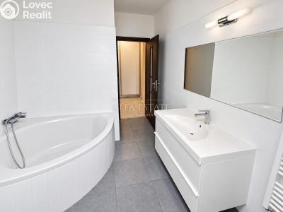 Sale apartment 4+KK Chodov, Bezručova č. 34