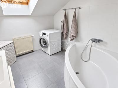 Sale apartment 4+KK Chodov, Bezručova č. 35