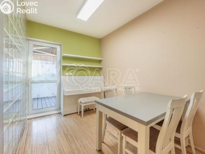 Pronájem bytu 2+1 Praha, Strančická č. 3
