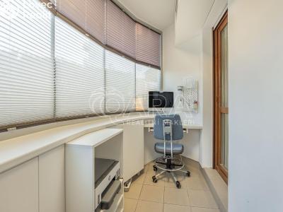 Pronájem bytu 2+1 Praha, Strančická č. 12
