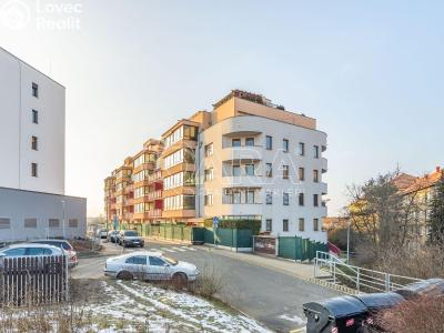 Pronájem bytu 2+1 Praha, Strančická č. 27