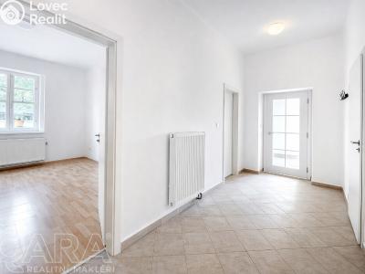 Аренда квартиры 3+1 Praha, K rukavičkárně č. 8