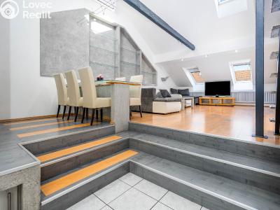 Sale apartment 4+KK Praha, Vltavská č. 4