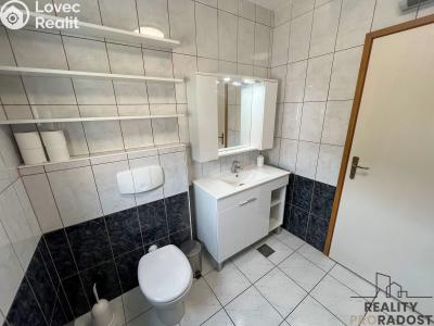 Prodej bytu 4+KK ,Komarna, č. 49