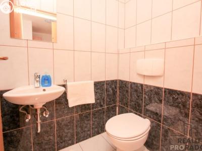 Prodej bytu 4+KK ,Komarna, č. 50