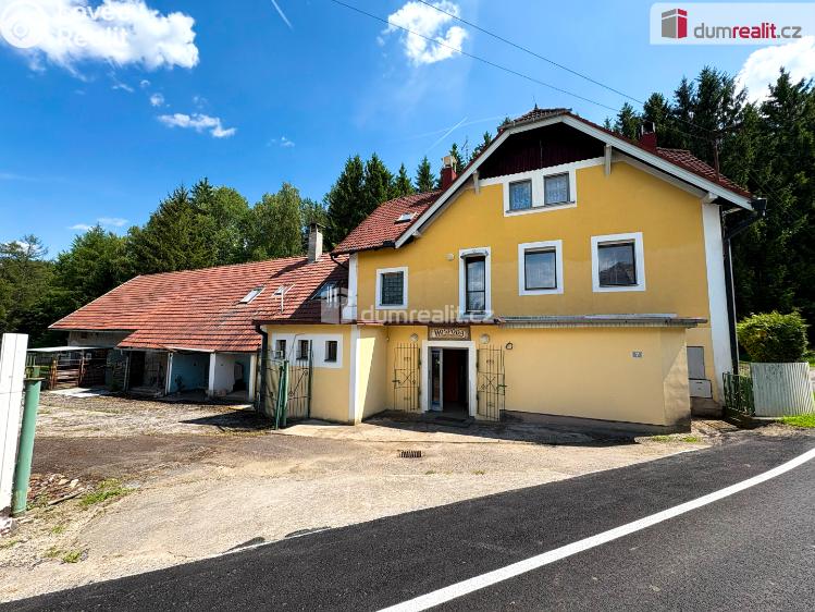 Продаж сімейного будинку Zvěstov č. 2