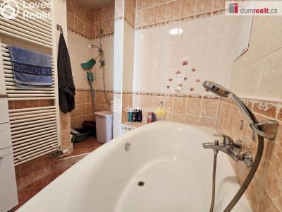 Prodej bytu 4+KK Praha 14, Sicherova č. 17