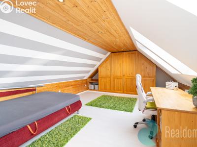Продажа семейного дома Ponědrážka č. 19