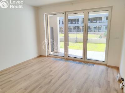Pronájem bytu 1+KK Praha, Poděbradská č. 5