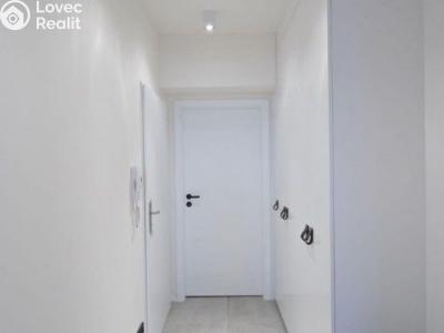 Rent apartment 2+KK Praha, náměstí Jiřího z Poděbrad č. 9