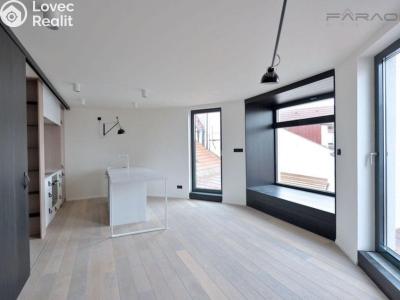 Rent apartment 2+KK Praha, náměstí Jiřího z Poděbrad č. 20
