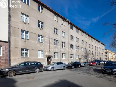 Prodej bytu 3+1 Praha, Krátká č. 30