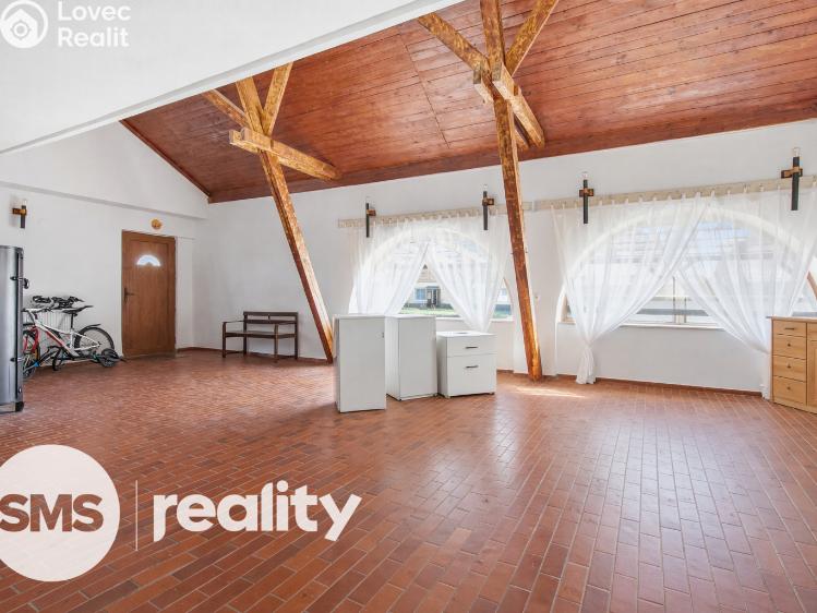 Продаж комерційної нерухомості Březí, Dunajovická 15 č. 3