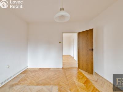 Sale apartment 3+1 Písek, Jiráskovo nábř. 1823 č. 16