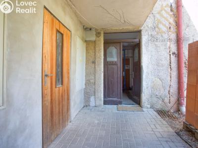 Prodej činžovního domu Smečno č. 16