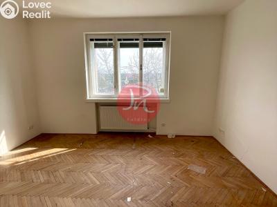 Rent commercial space Ostrava, Sabinova č. 29