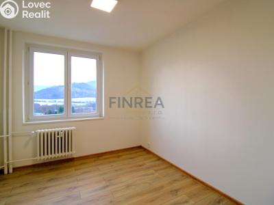 Prodej bytu 3+1 Klášterec nad Ohří, Budovatelská 485 č. 8