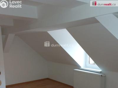 Prodej bytu 4+KK Cheb, Růžový kopeček č. 10