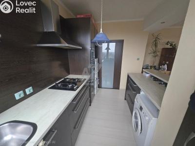 Продаж квартири 2+1 Havířov, Hlavní třída č. 4