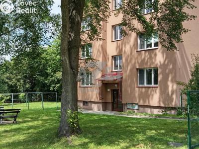 Продаж квартири 2+1 Havířov, Hlavní třída č. 22