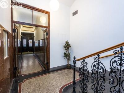 Rent office space Praha, Na struze č. 9