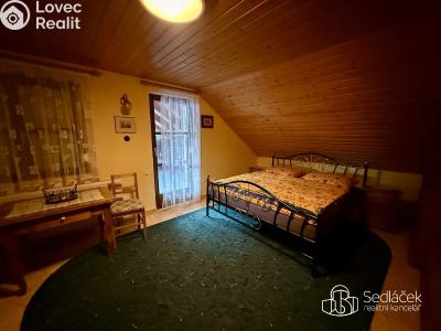 Pronájem bytu 3+1 Valy, Na Stráni č. 7